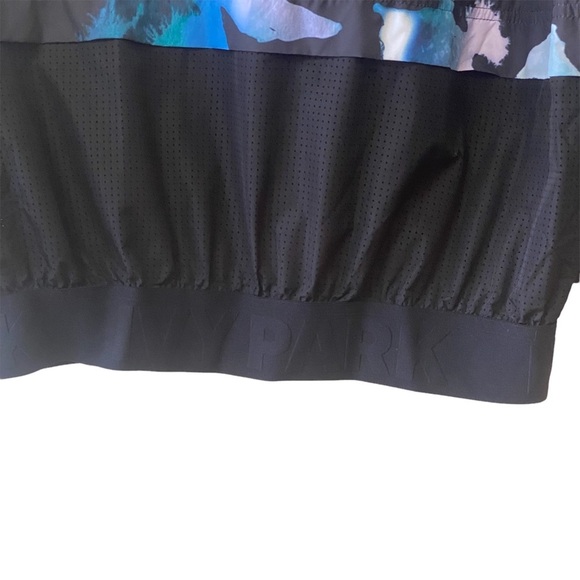 Ivy Park Mixed Mesh Windbreaker Hoodie in Ink‎ Floral - Picture 6 of 12